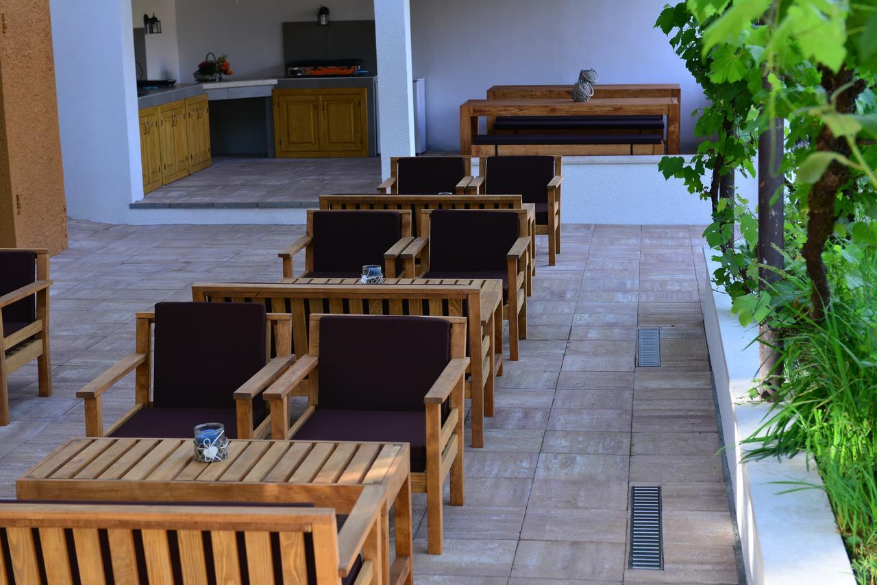 Hostel Hildegarden Tolmin Exteriör bild