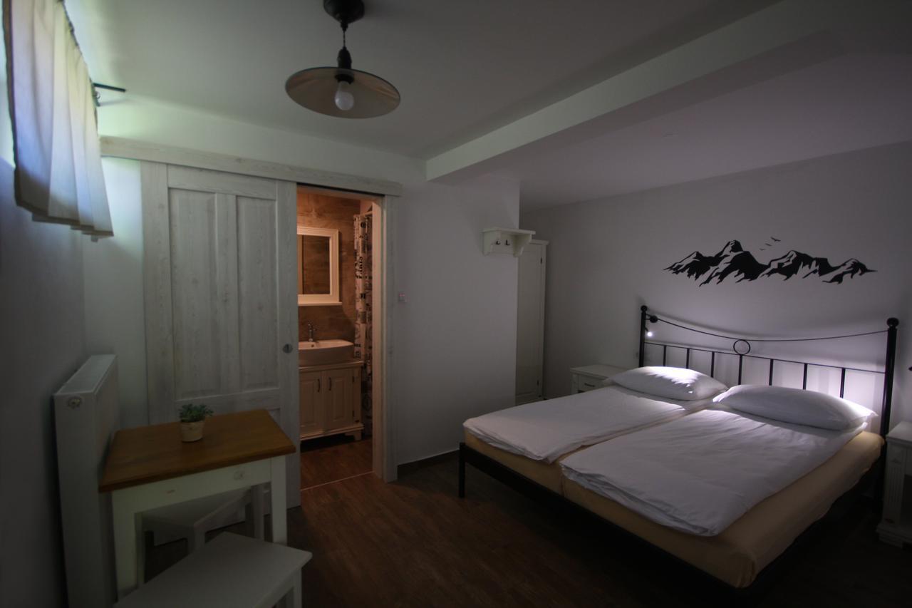 Hostel Hildegarden Tolmin Exteriör bild