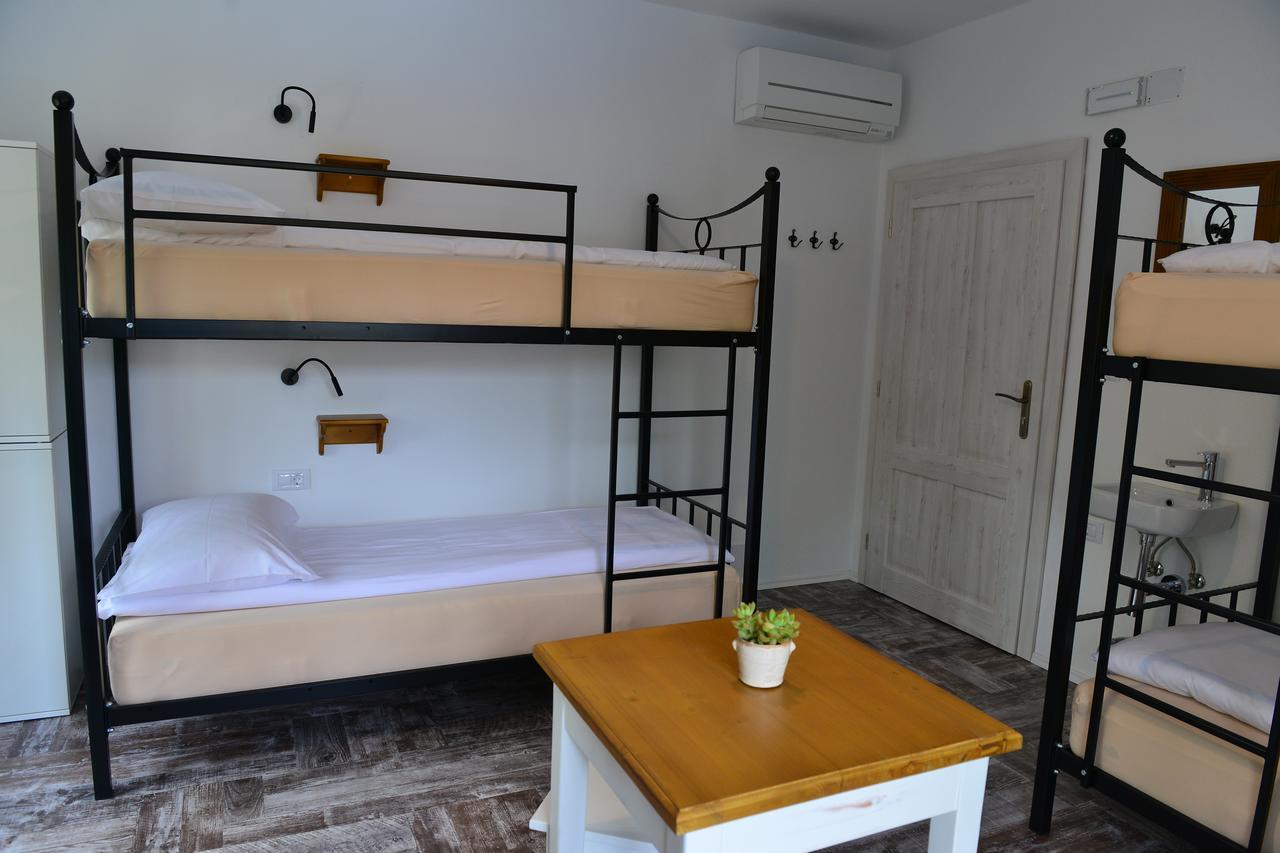 Hostel Hildegarden Tolmin Exteriör bild