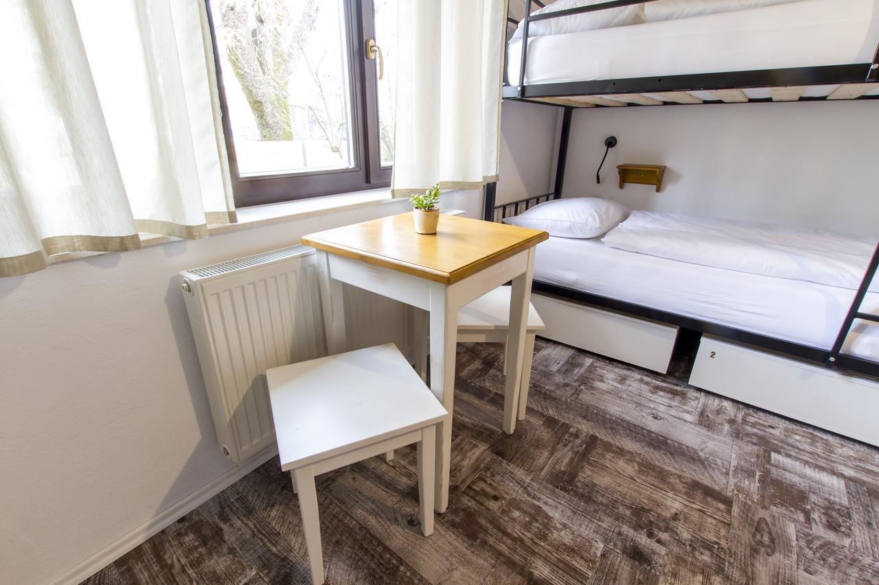 Hostel Hildegarden Tolmin Exteriör bild